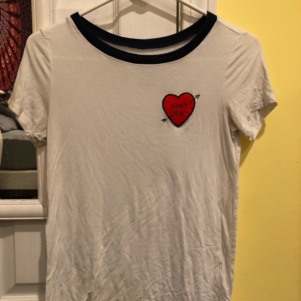 XS american eagle tee